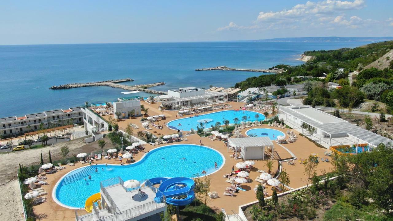 White Lagoon Resort Kavarna Esterno foto