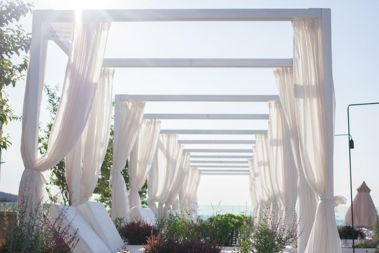 White Lagoon Resort Kavarna Esterno foto